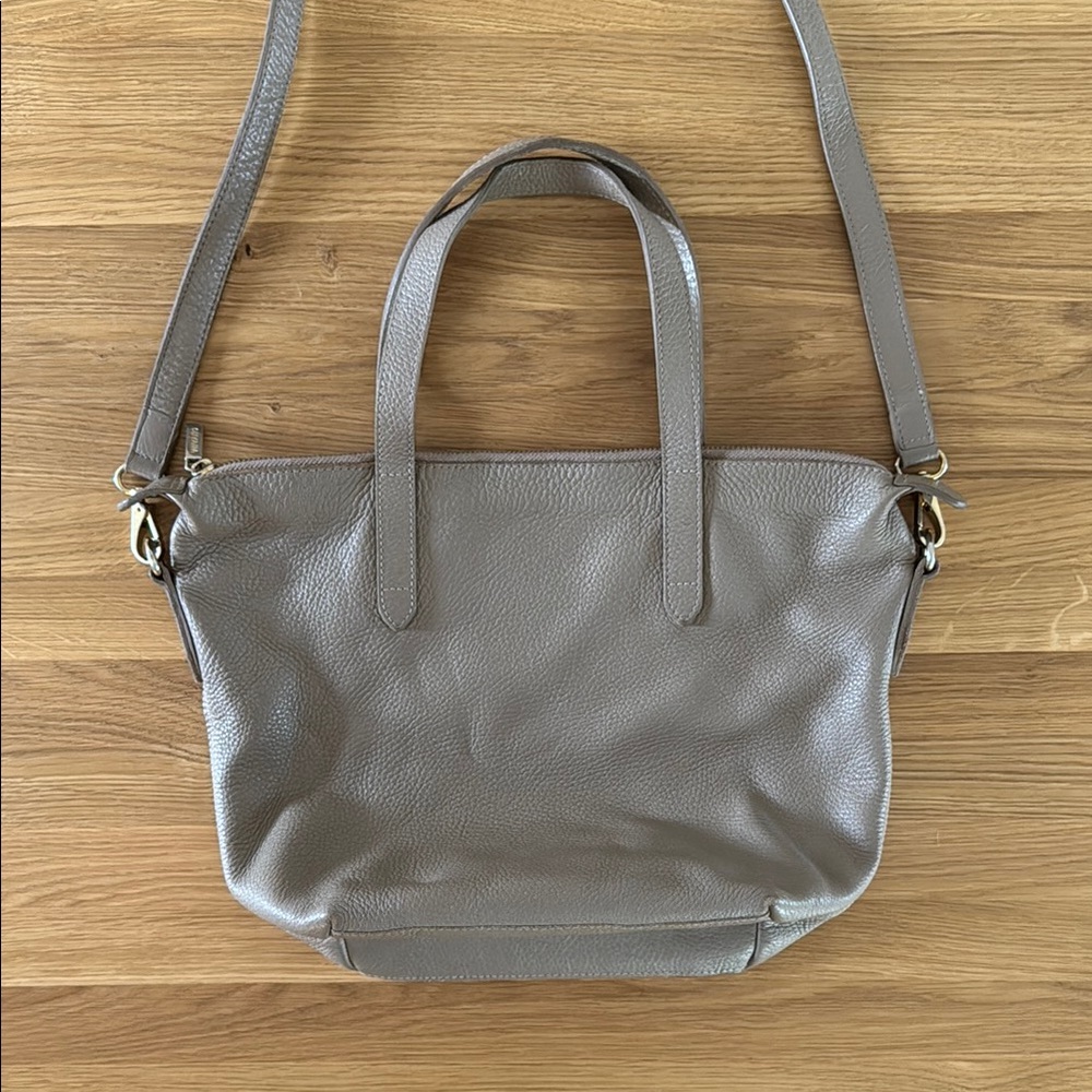 Cuyana Leather Purse in Stone